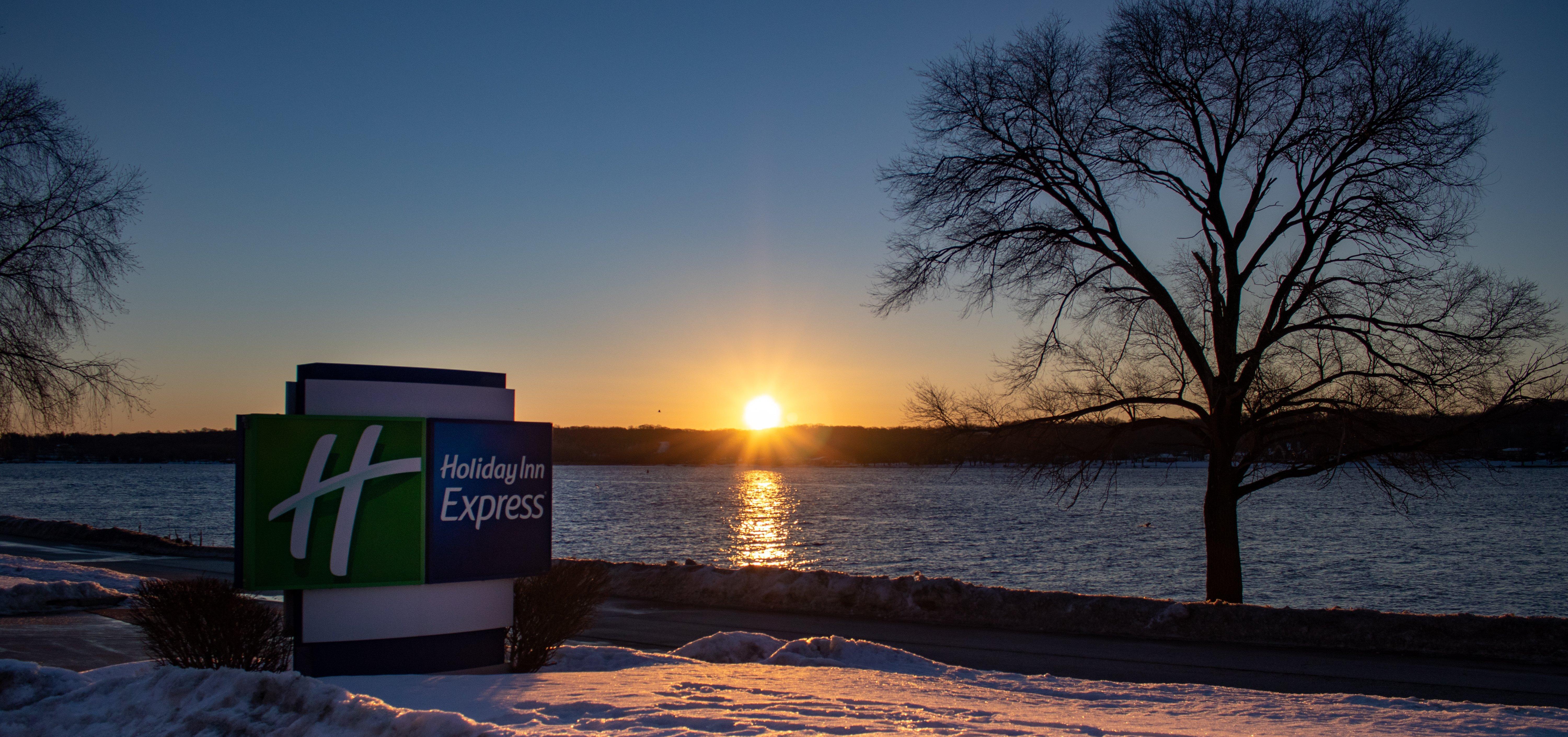 Holiday Inn Express Le Claire Riverfront-Davenport By Ihg Luaran gambar